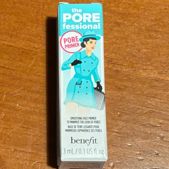 Benefit the POREfessional Primer - Picture 2 of 7